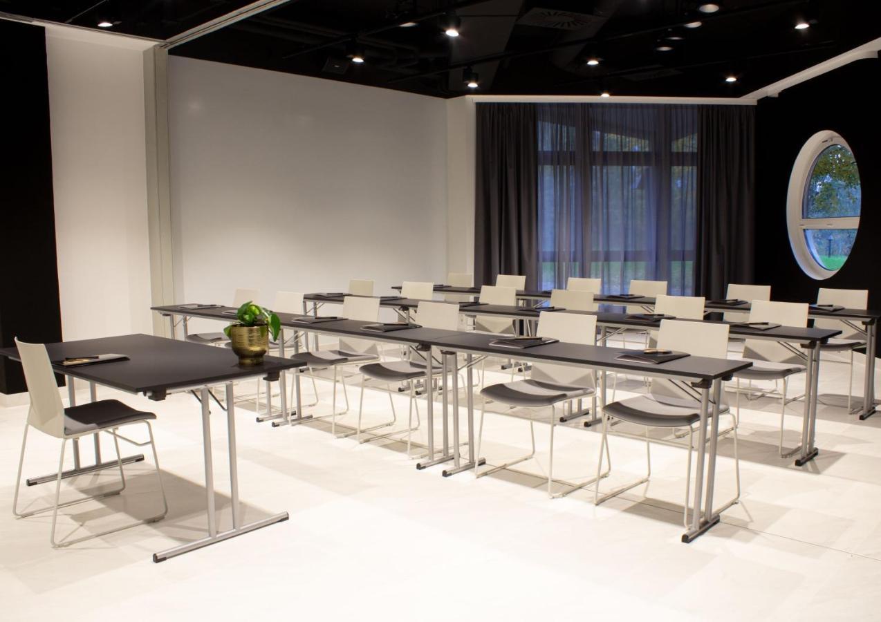Ginn Hotel Berlin Potsdam 텔토브 외부 사진